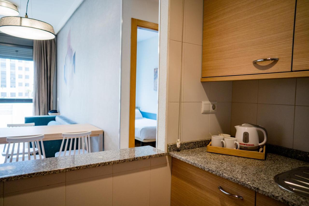 Compostela Suites Madrid Exterior foto