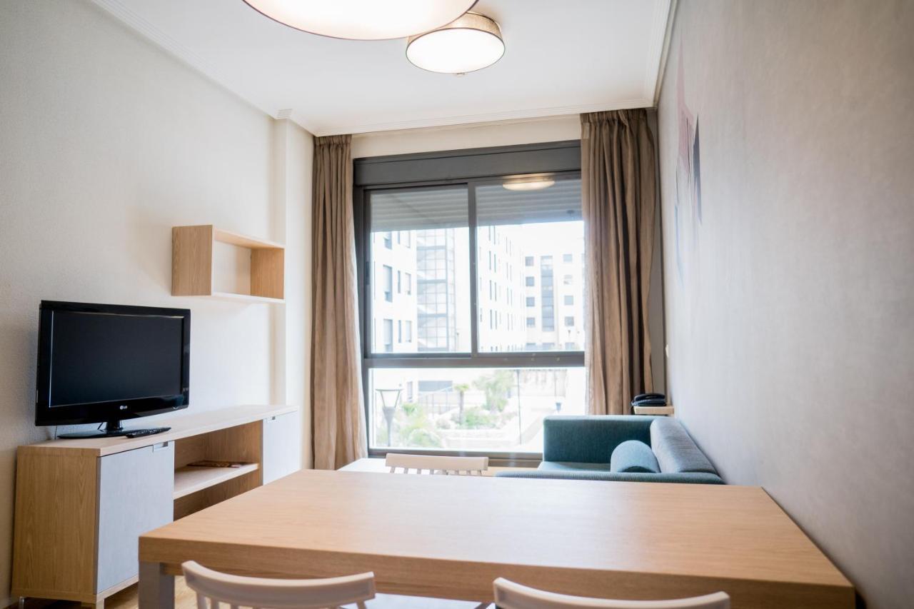 Compostela Suites Madrid Exterior foto