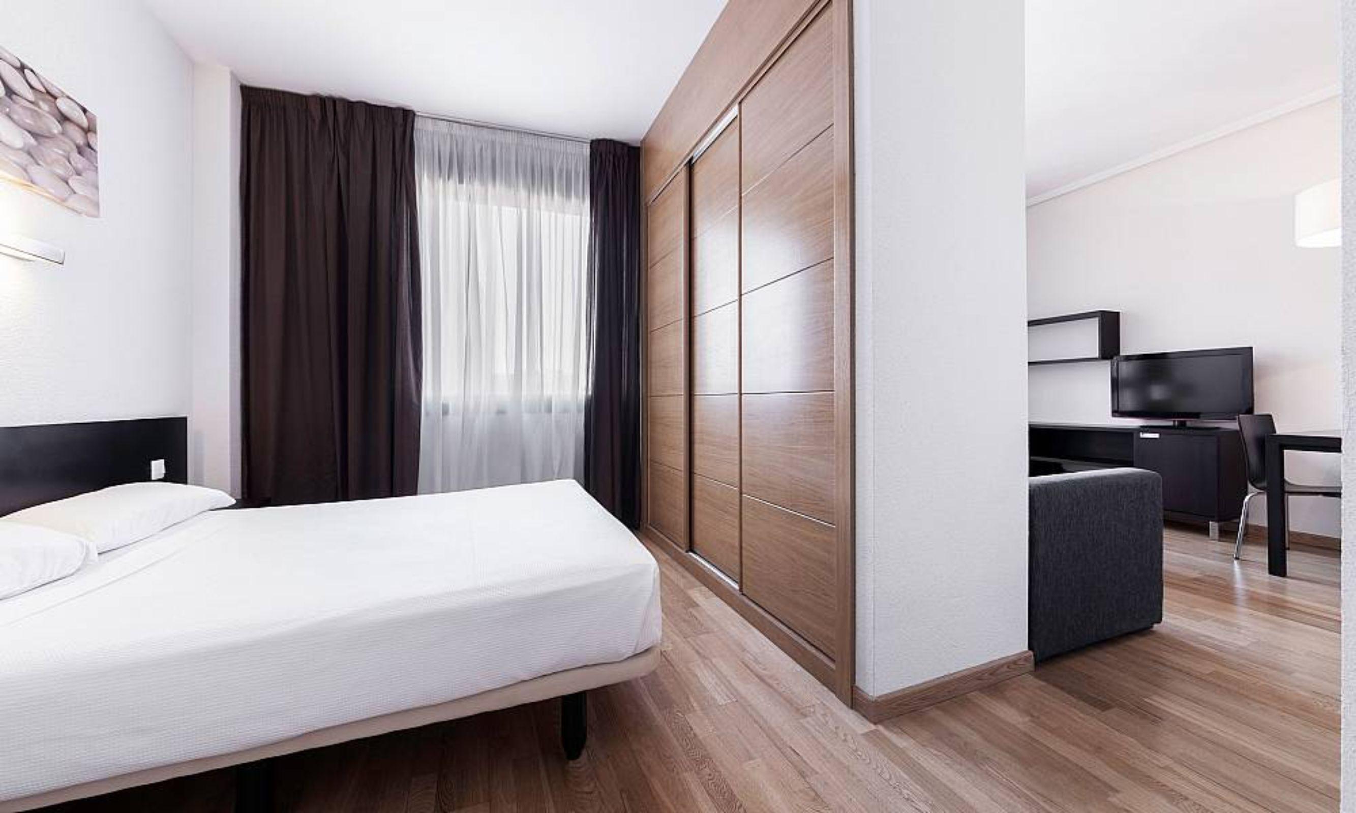 Compostela Suites Madrid Exterior foto