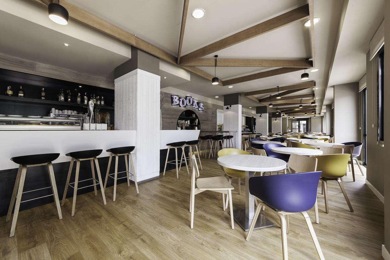 Compostela Suites Madrid Exterior foto